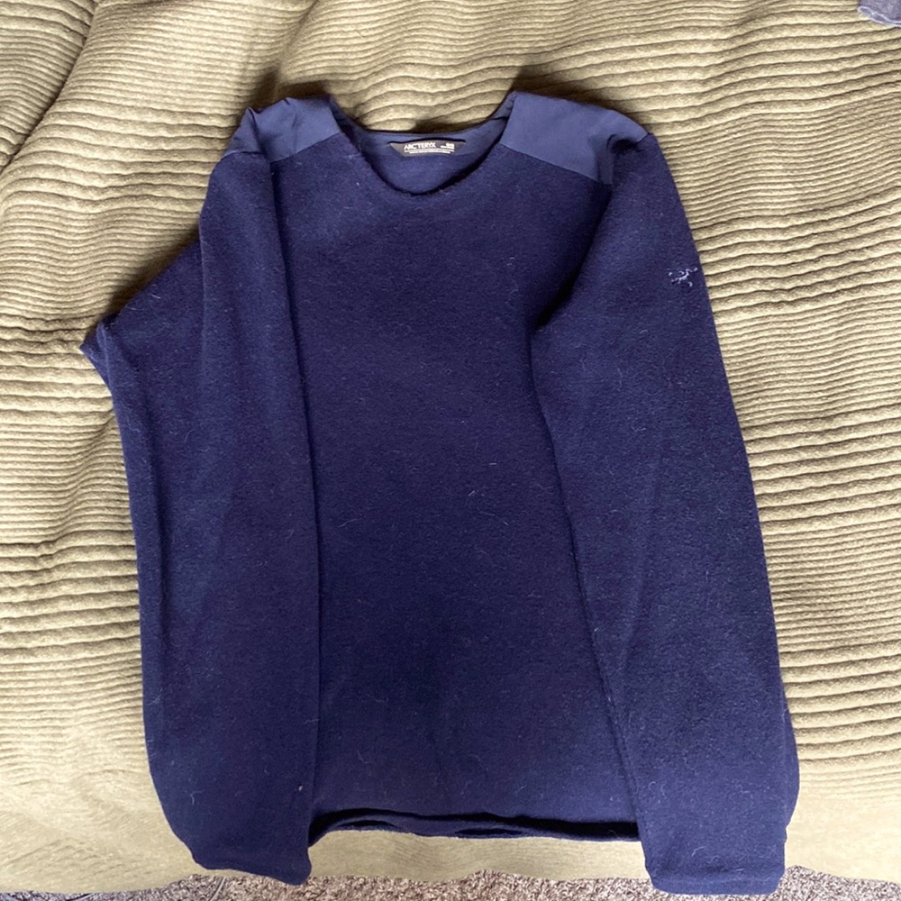 Men's Arc'teryx Donovan Navy Blue Wool Crewneck Pullover Sweater Sweatshirt Sz M